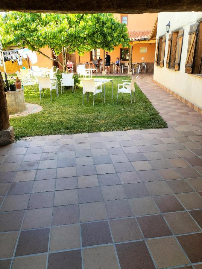 Albergue Don Camino Villalcázar de Sirga Zewnętrze zdjęcie
